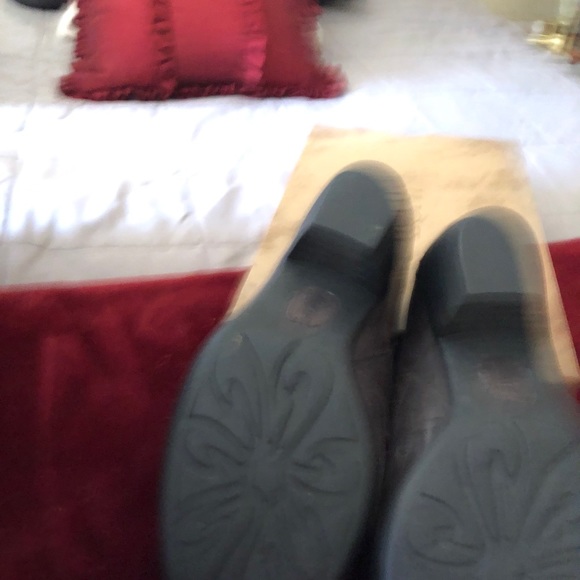 Born AmiBeth brown bootie - Picture 3 of 4